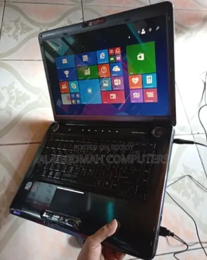 Laptop Toshiba 2GB AMD HDD 250GB