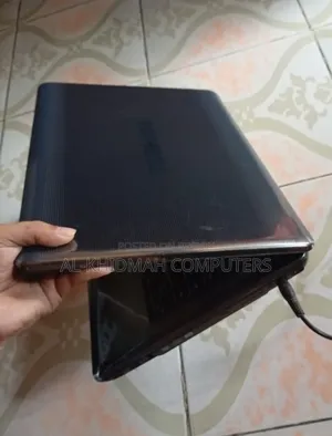 Laptop Toshiba 2GB AMD HDD 250GB