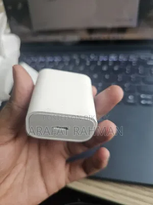 Apple Adapter
