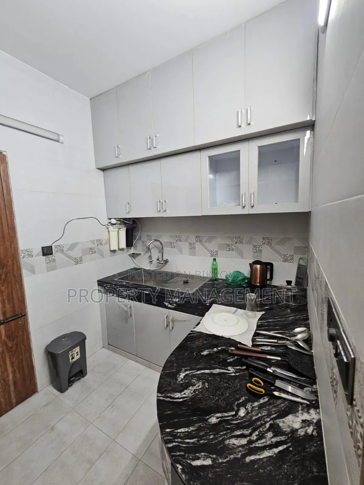 Furnished 3-Bedroom Apartment in Gulshan for rent