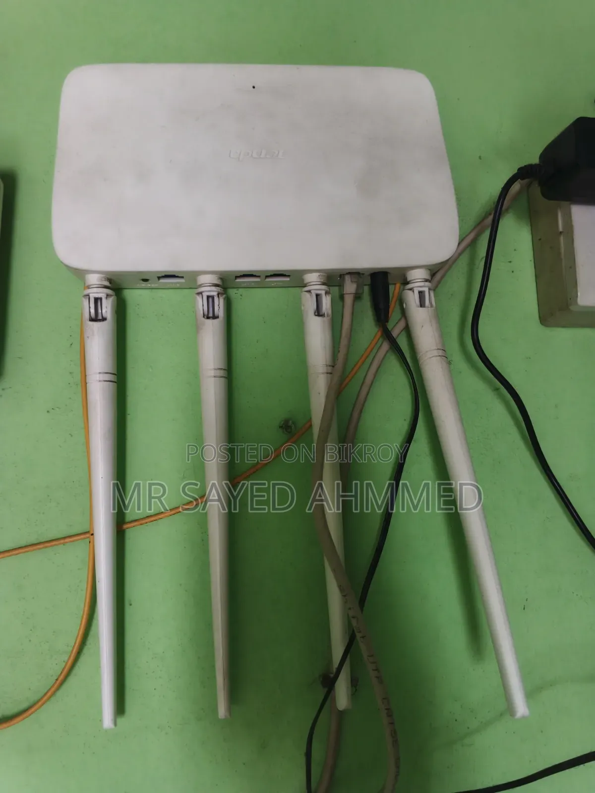 Tenda Router