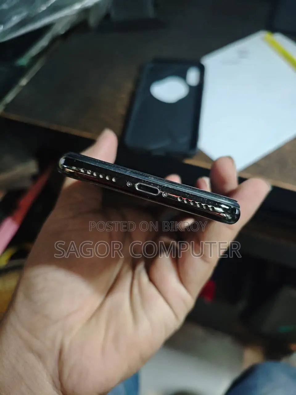 অ্যাপল আইফোন এক্স ২৫৬ জিবি ব্ল্যাক