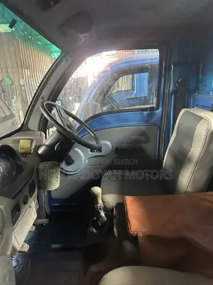 টাটা এেস এক্স২