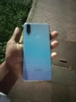 Vivo Y17 128 GB Blue