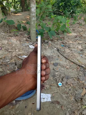 রিয়েলমি নারজো এন৫৩ ১২৮ জিবি গোল্ড