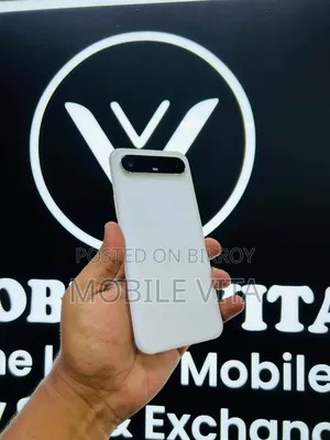 টেকনো পোভা স্লিম ৫জি ২৫৬ জিবি সাদা