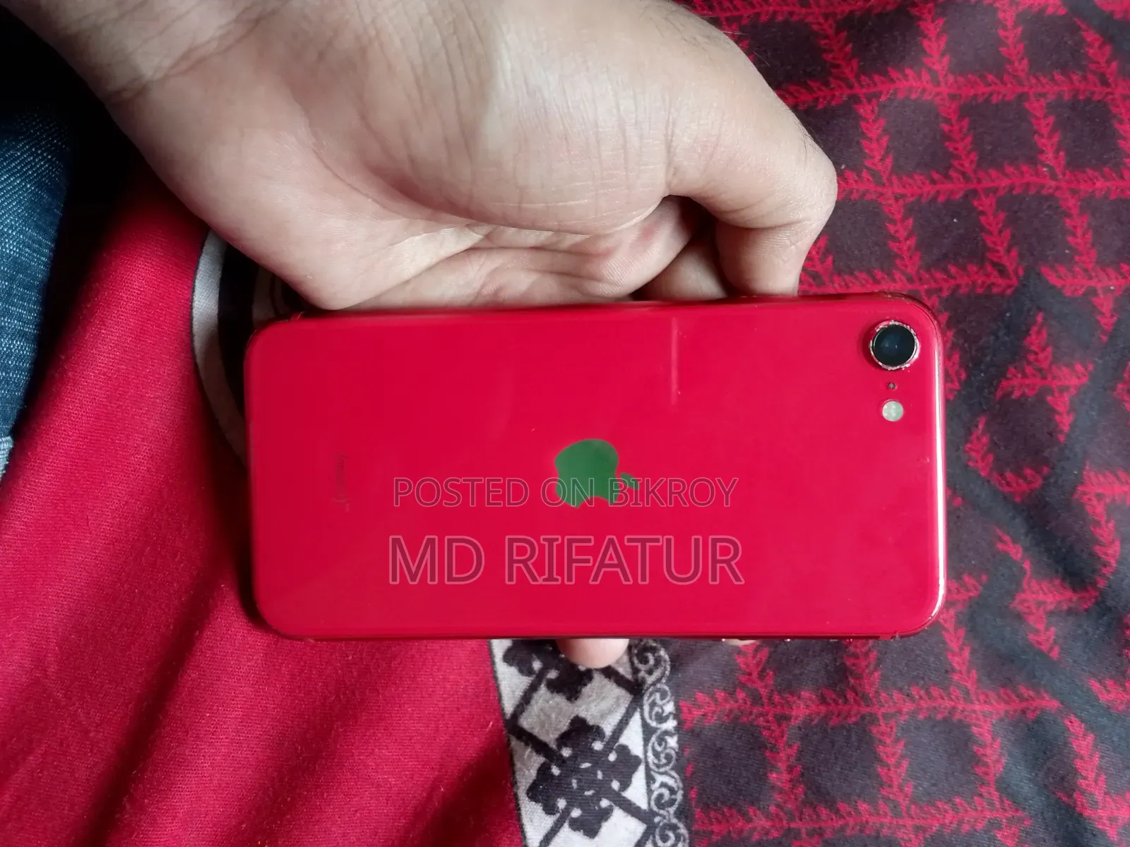 Apple iPhone SE 64 GB Red