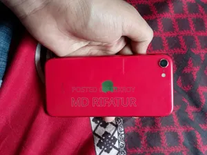 Apple iPhone SE 64 GB Red