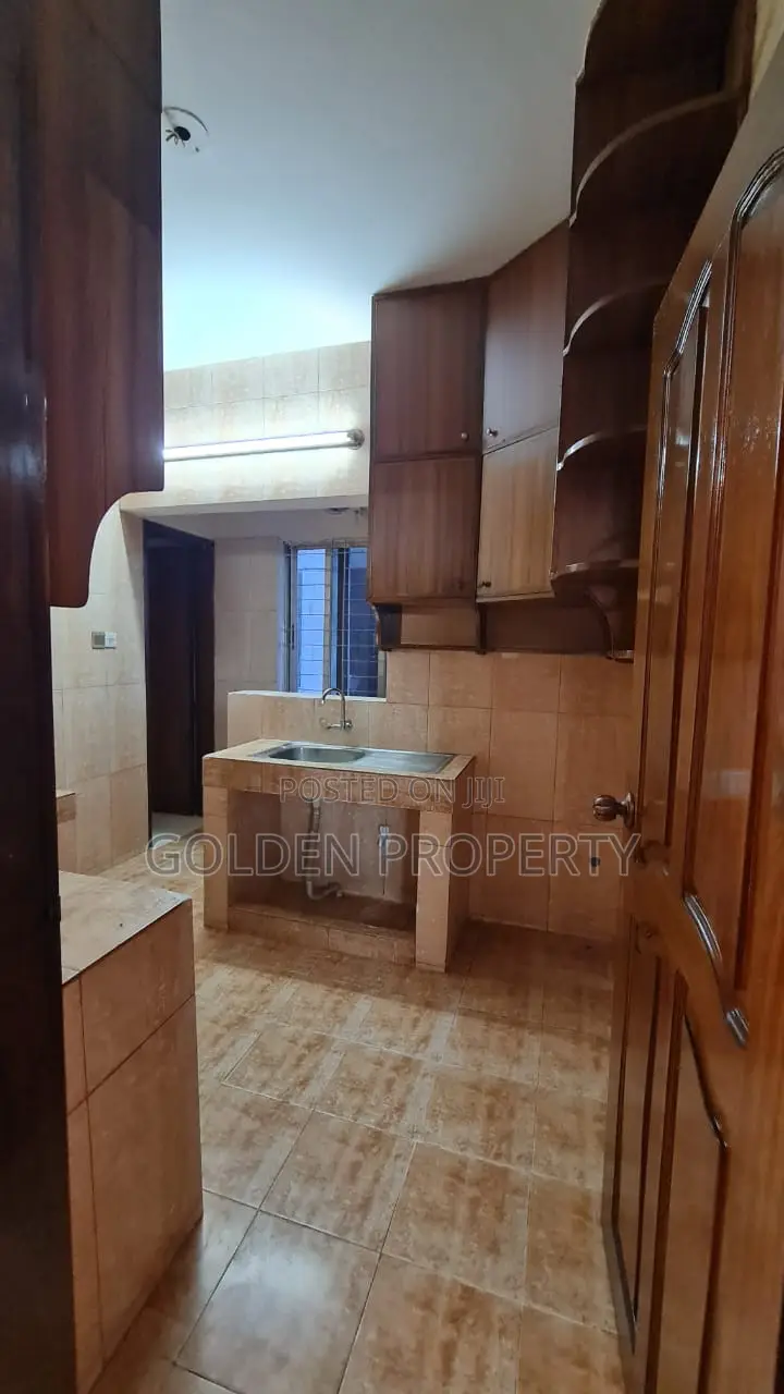 3bdrm Apartment in New Ready Flat For, Basundhara for sale