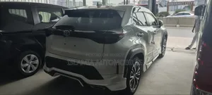 Toyota Yaris 2022 Pearl