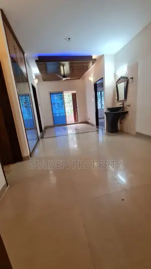 3bdrm Apartment in Buy Bashundhara Flat, Basundhara for sale