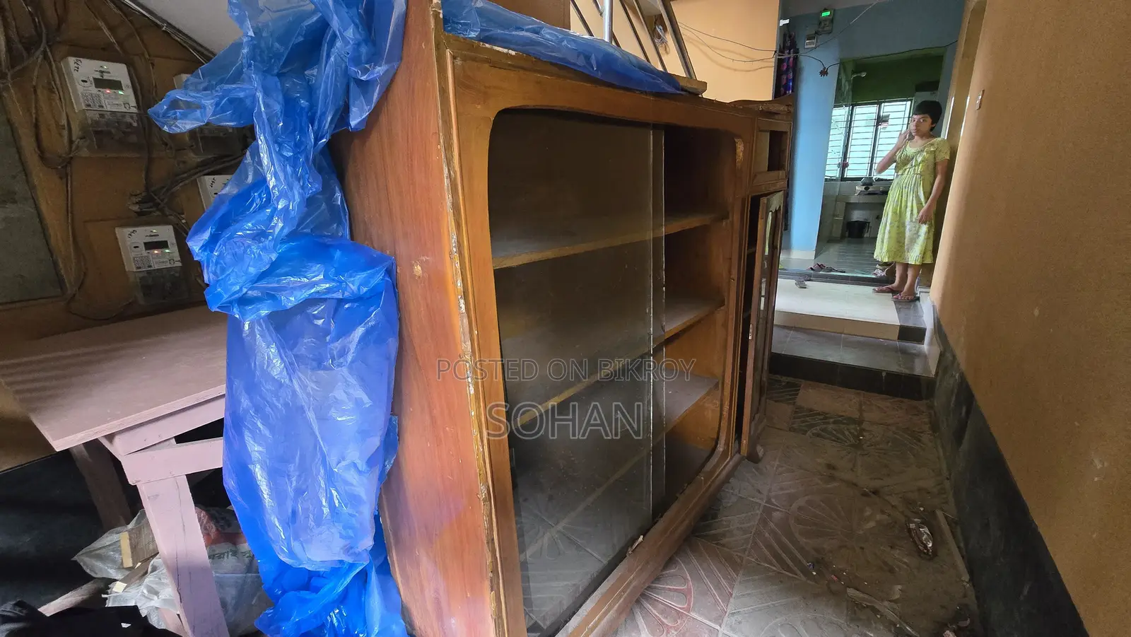 Jackfruit Wood Showcase