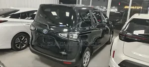 Toyota Sienta 2022 Black