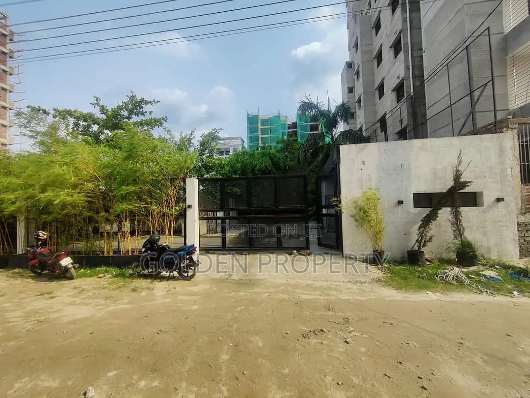 M Block 9 Katha Lake View Plot Sale Bashundhara