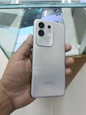 iQOO Z10x 256 GB Gray