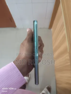 Vivo Y17 128 GB Blue