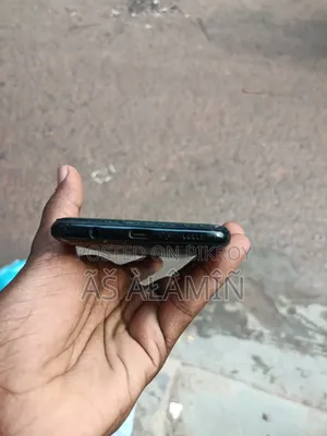 Samsung Galaxy M21 64 GB Black