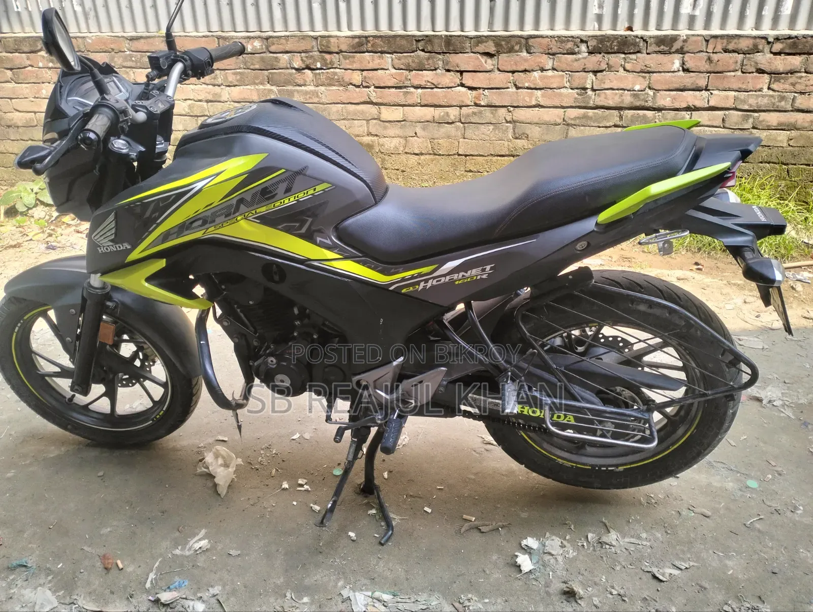 হোন্ডা হর্নেট ২০২২ হলুদ