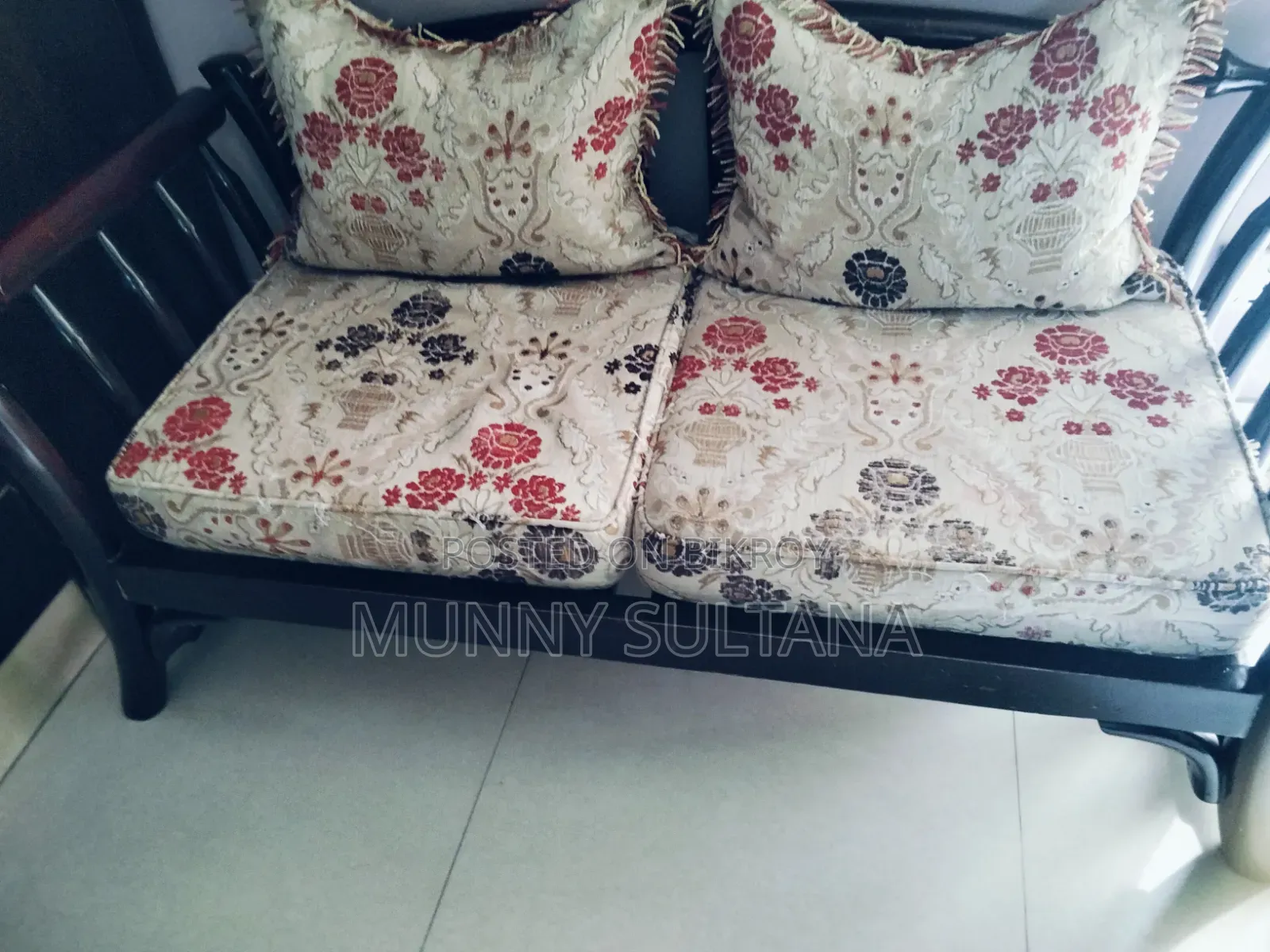 শিল করি এর আকতার এর শোফা