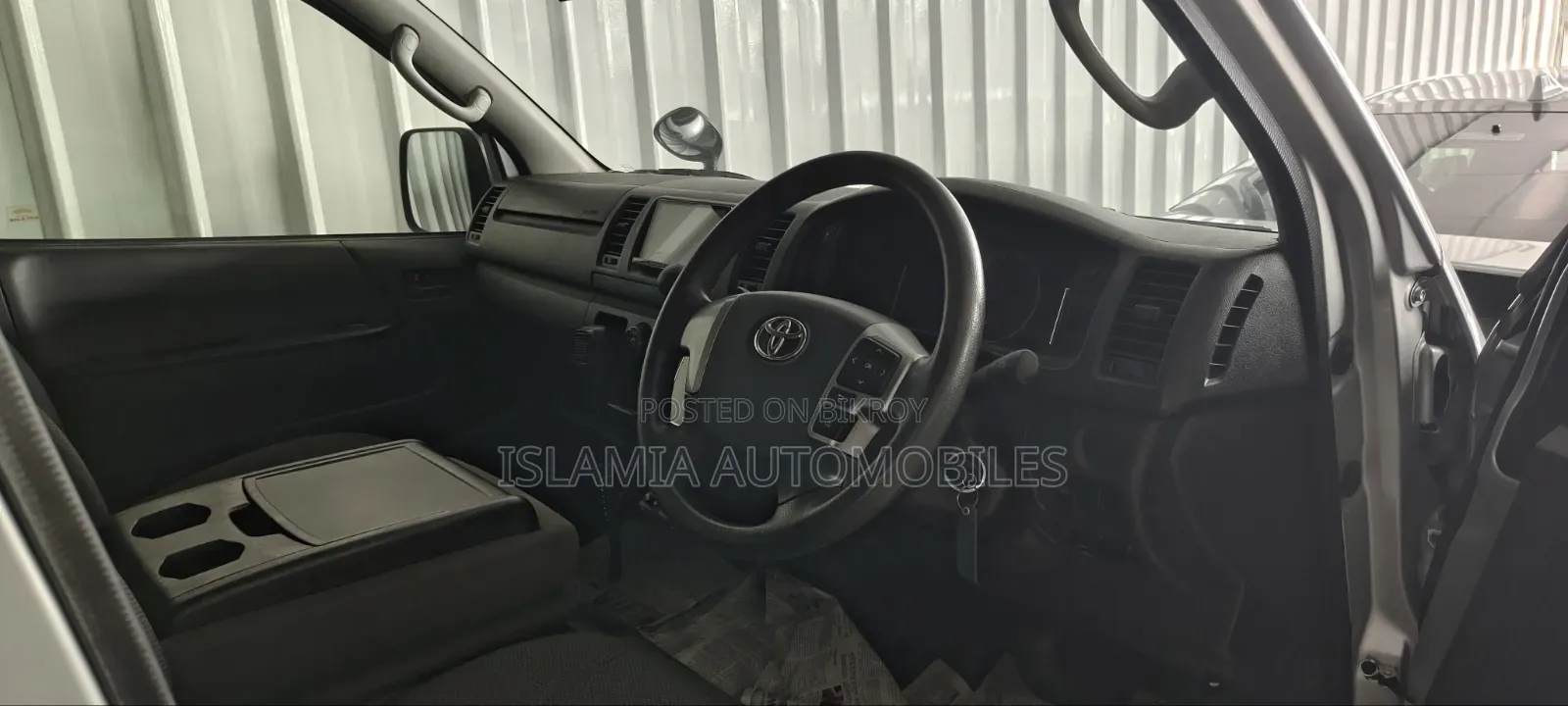 New Toyota HiAce 2021 Silver