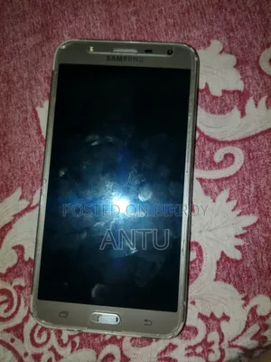 স্যামসাং গ্যালাক্সি জে৭ নেক্সট ১৬ জিবি গোল্ড