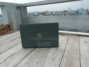 ল্যাপটপ এইচপি ১৫-ডিএ২৯৩৩এনআইএ ৮জিবি ইন্টেল কোর আই৫ এসএসডি ২৫৬জিবি