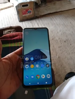 Vivo Y12 32 GB Blue