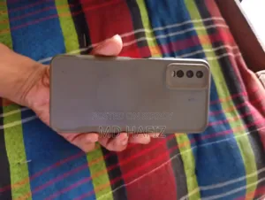 Vivo Y12 32 GB Blue