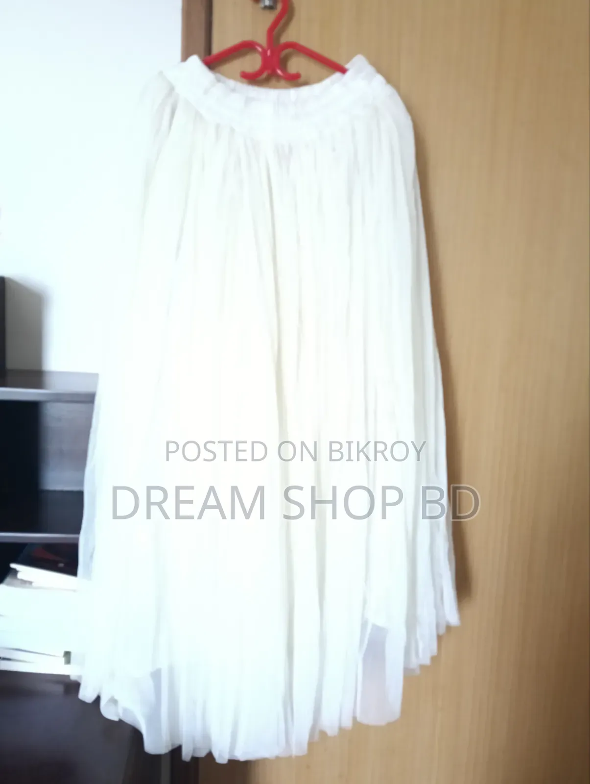 3-piece Gorgeous Elegant Off-white Sequined Embroidered Net Skirt Set