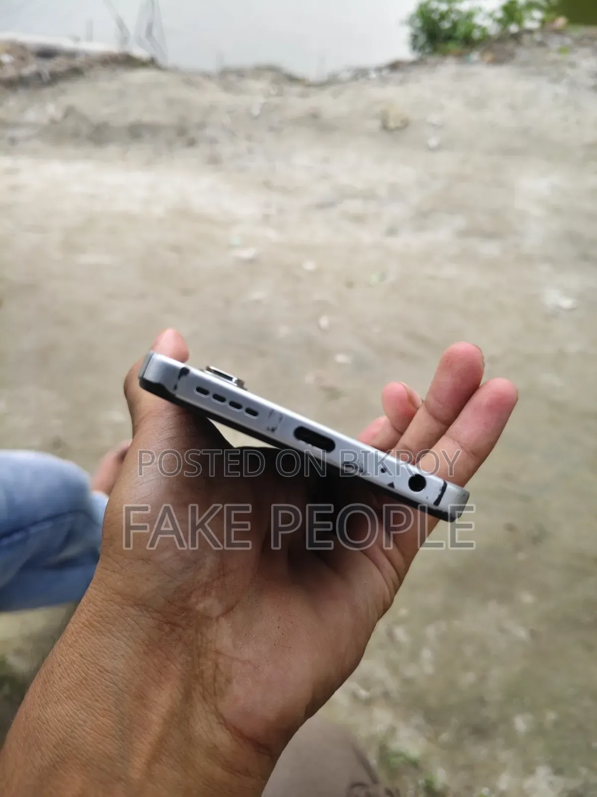 Infinix Hot 60i 128 GB Silver