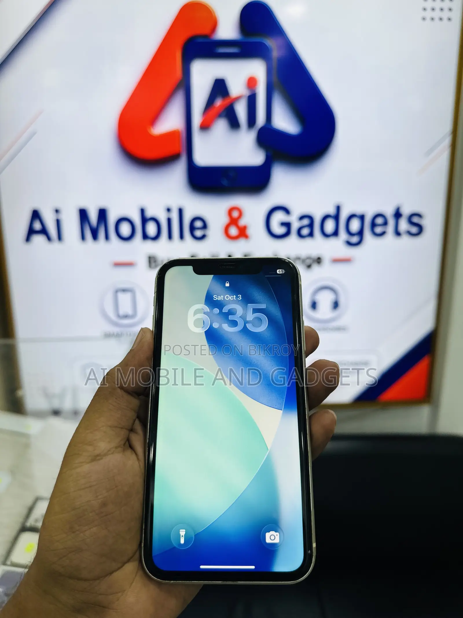 Apple iPhone 11 64 GB White