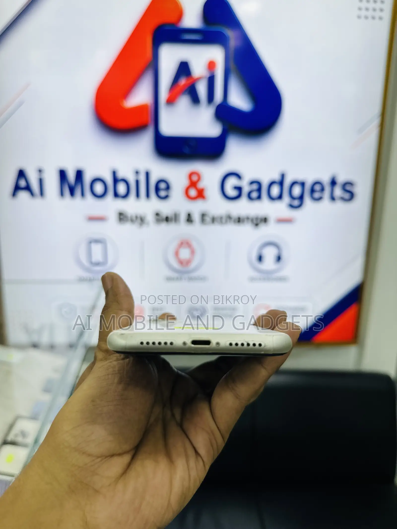 Apple iPhone 11 64 GB White