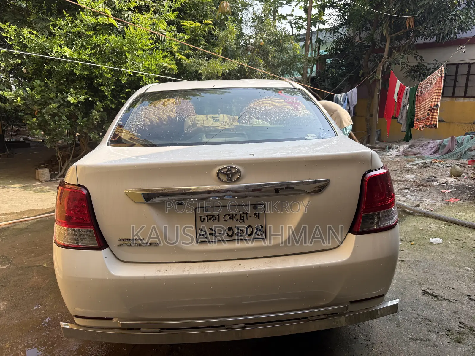 টয়োটা এক্সিও ২০১২ সাদা