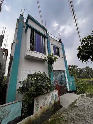 3-Bedroom House in Sonadanga for sale