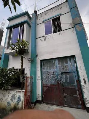 3-Bedroom House in Sonadanga for sale