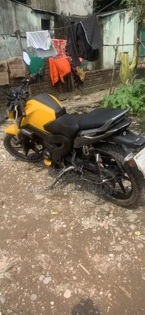 TVS Raider 125 2022 Yellow