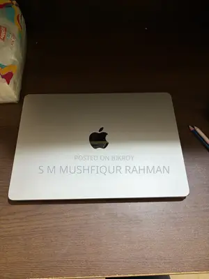 Laptop Apple MacBook Air 2022 M2 16GB Apple M2 SSD 256GB