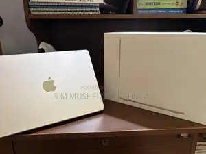 Laptop Apple MacBook Air 2022 M2 16GB Apple M2 SSD 256GB