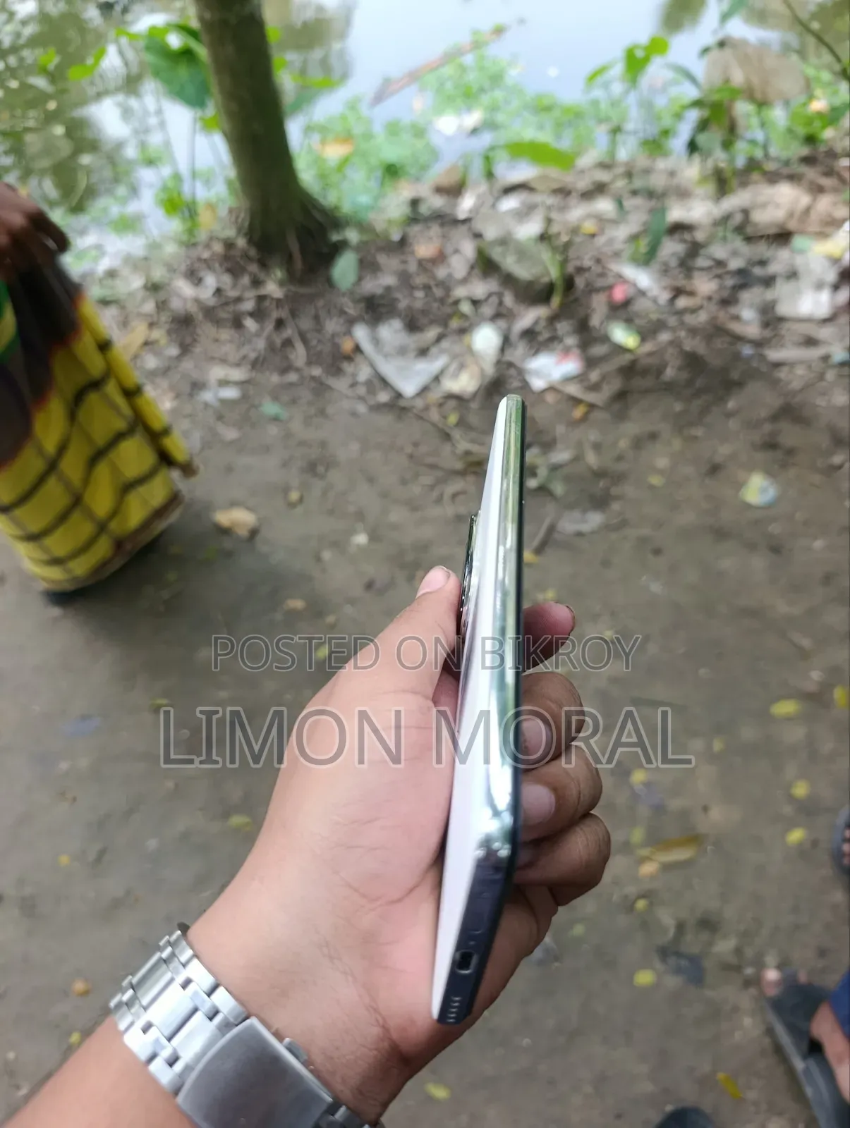 নতুন অনার ২০০ ৫১২ জিবি হোয়াইট