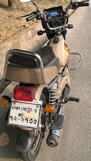 TVS XL 100 2022 Silver