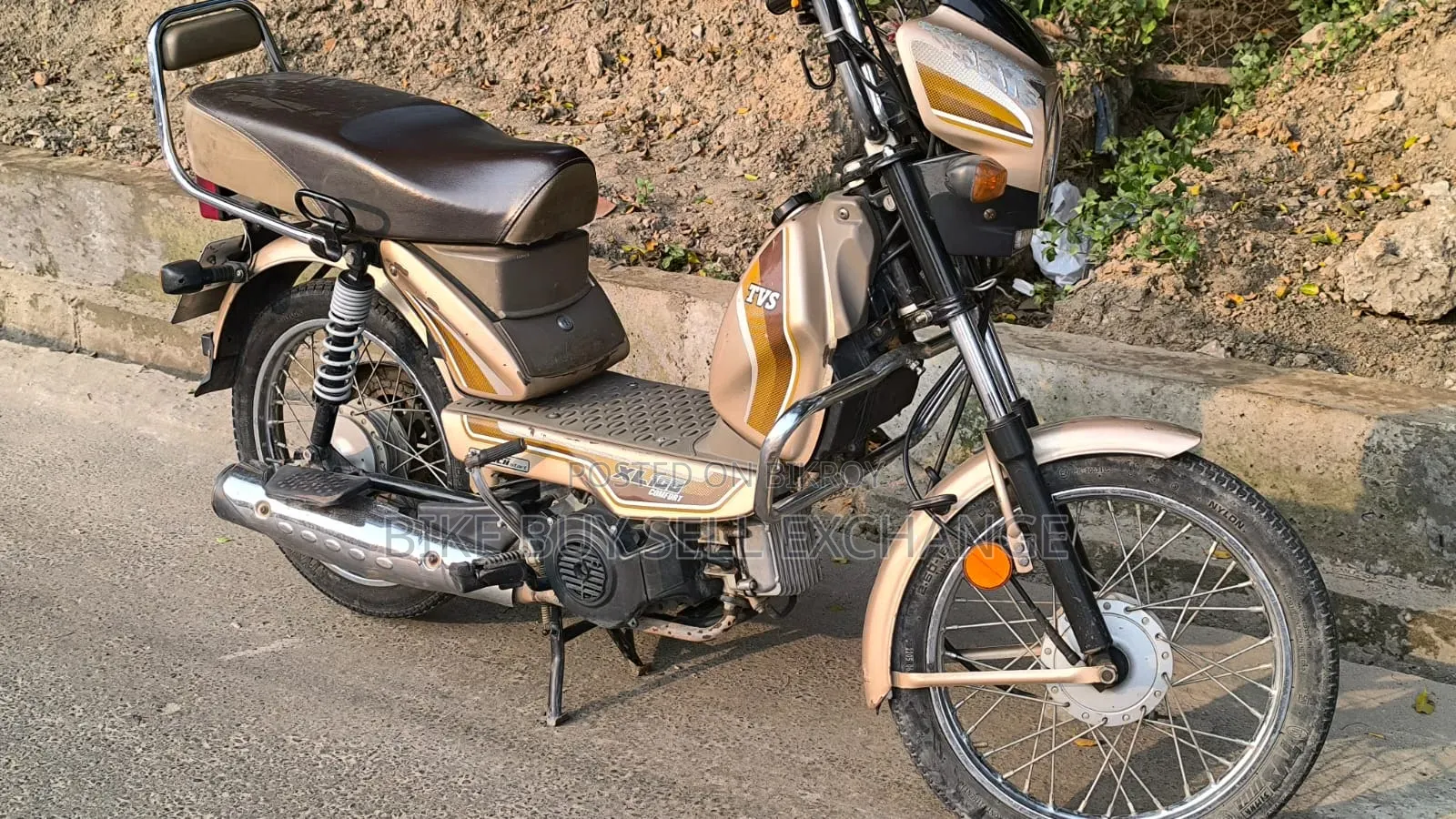 TVS XL 100 2022 Silver