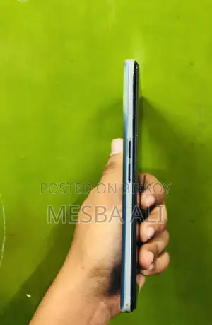 রিয়েলমি ২৫৬ জিবি ব্লু