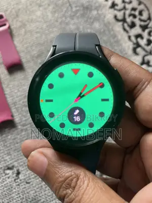 স্যামসাং ওয়াচ ৫ প্রো এলটিই এডিশন অরিজিনাল চার্জার এবং অতিরিক্ত স্ট্র্যাপ সহ