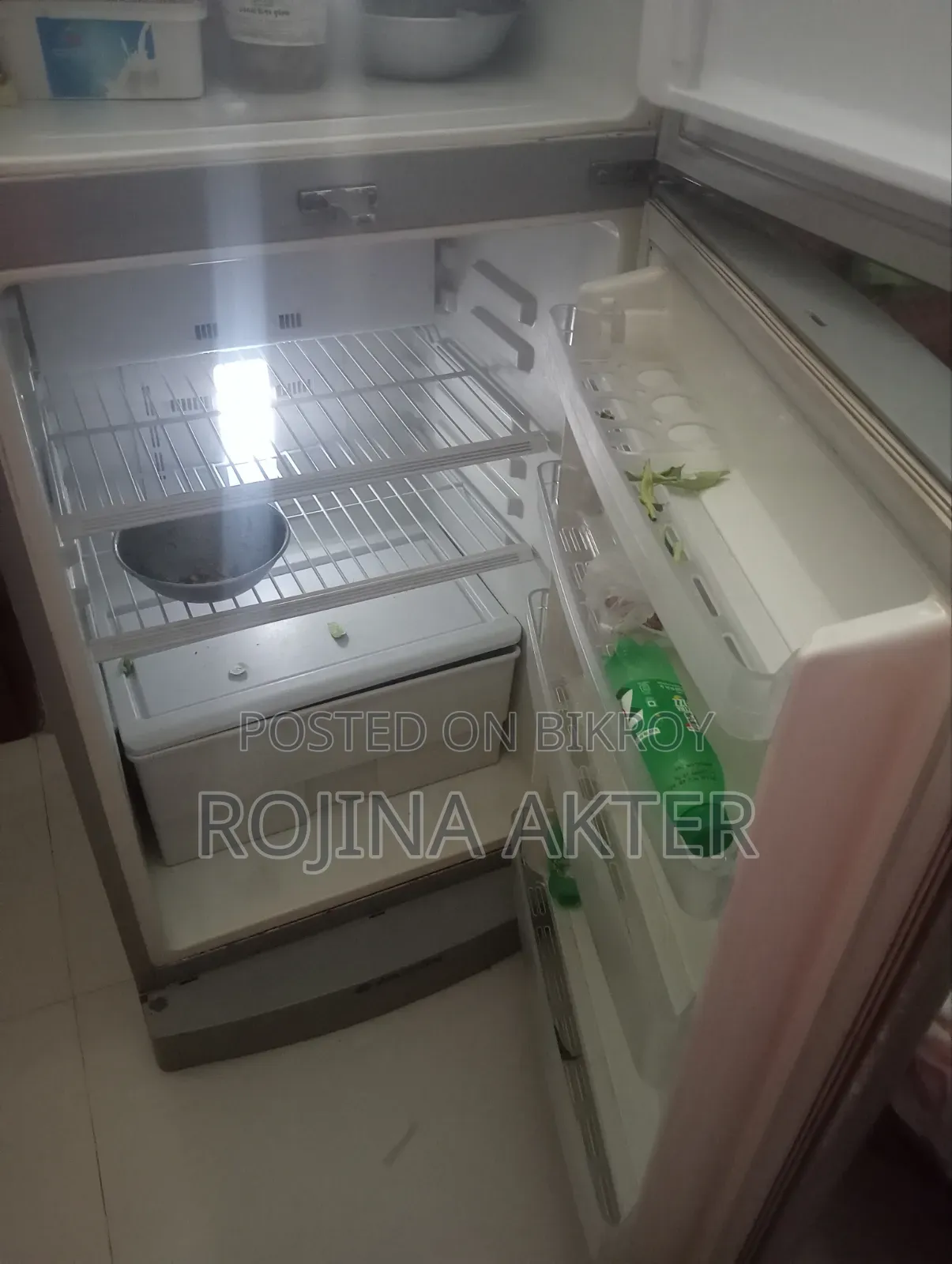 Walton Fridge 17 Cubic Feet