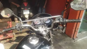 Honda CB 2017 Red