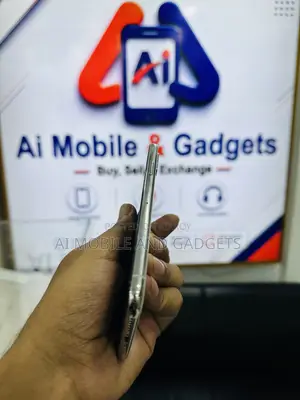 অ্যাপল আইফোন এক্সএস ৫১২ জিবি ব্ল্যাক