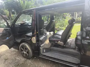 Toyota Grand HiAce 1999 Black