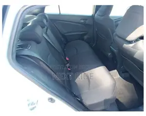 Toyota Prius Limited 2021 Pearl