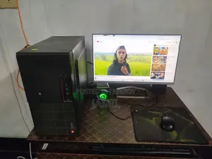 Desktop Computer Gigabyte 8GB Intel Core i5 HDD+SSD 640GB