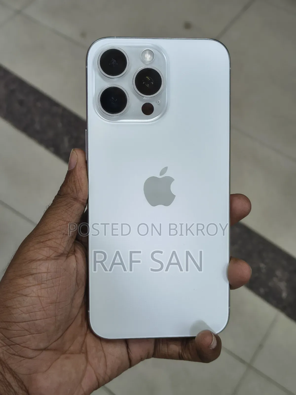 Apple iPhone 15 Pro Max 256 GB White